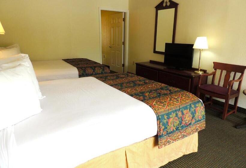 Номер Стандарт, Carmel Inn And Suites Thibodaux