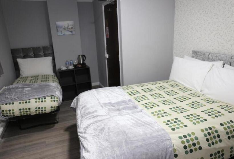 スタンダード４人部屋, Elstree Inn