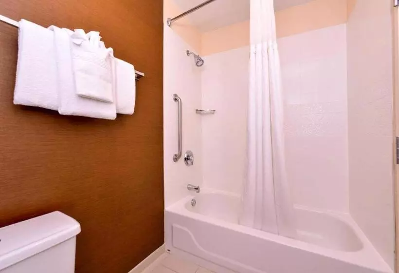 スタンダードルーム, Fairfield Inn & Suites Louisville North
