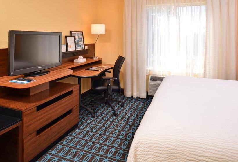 이그제큐티브 스위트, Fairfield Inn & Suites Louisville North