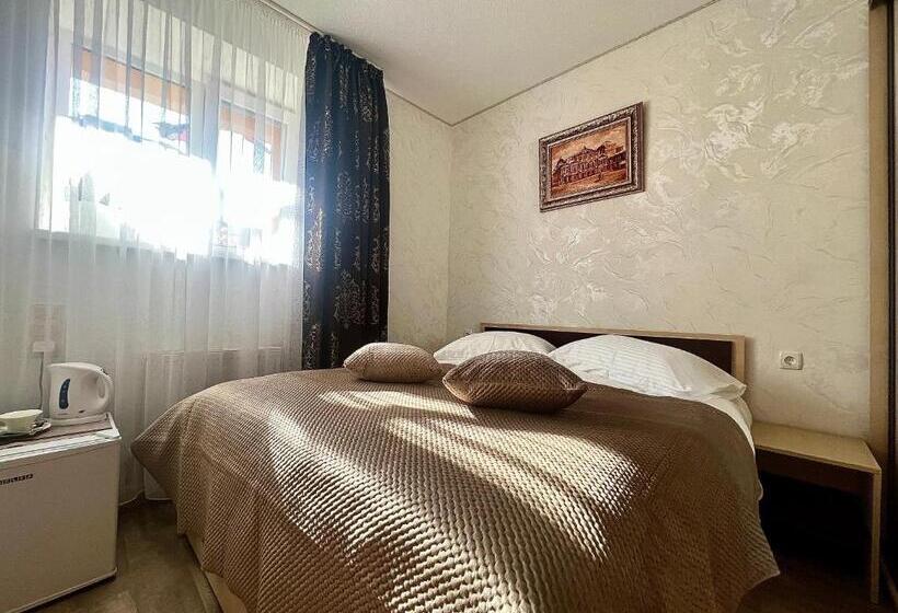 غرفة قياسية, Kharkovlux