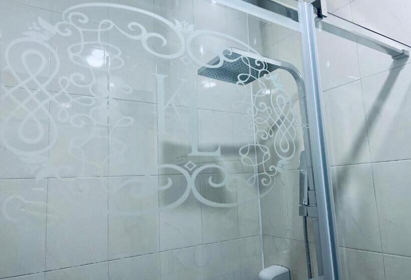 جناح جونيور, Kharkovlux