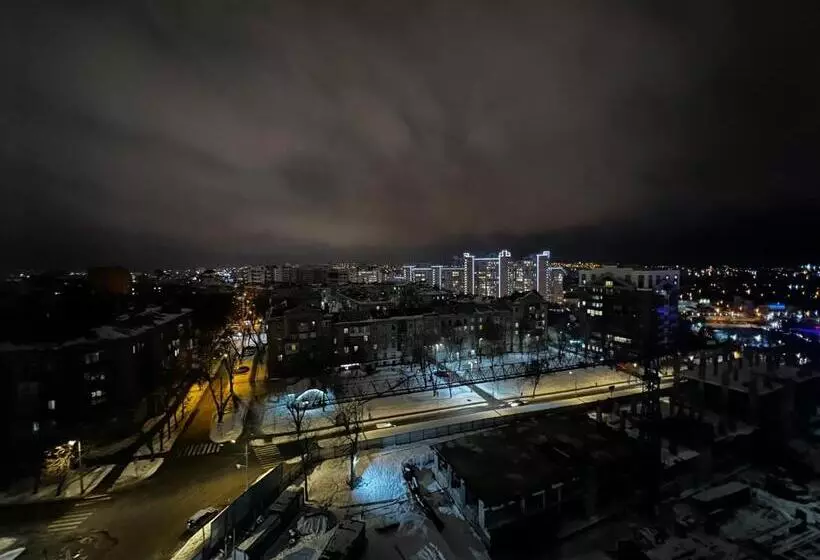דירת חדר סופריור, Kharkovlux