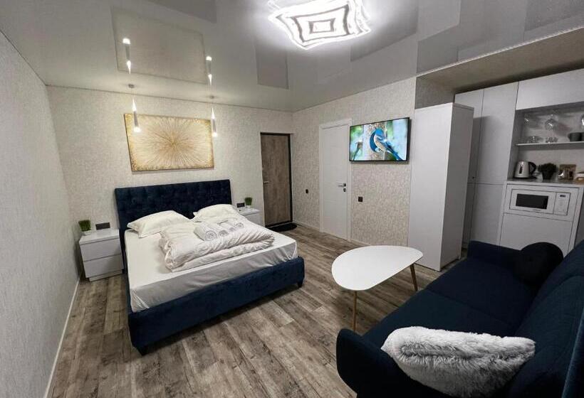 غرفة ديلوكس رباعية, Kharkovlux