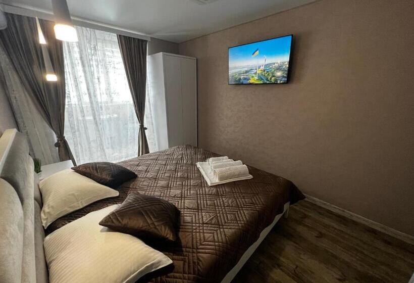 غرفة ديلوكس مزودة بشرفة, Kharkovlux