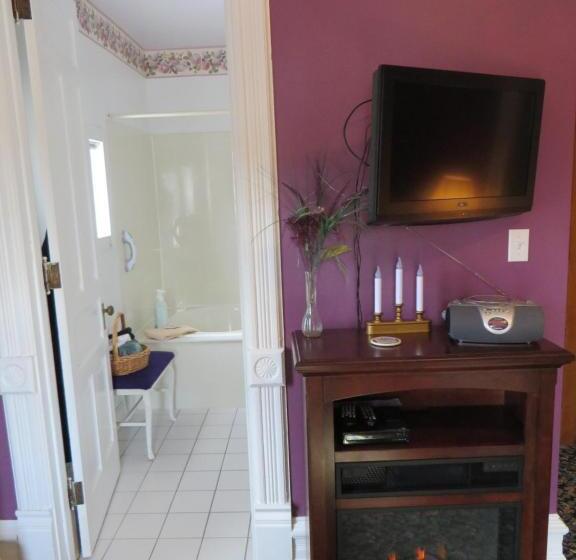 غرفة قياسية مزوَّدة بجاكوزي, Market Street Inn