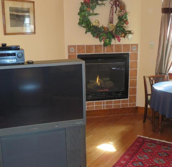 جناح سرير كينج, Market Street Inn