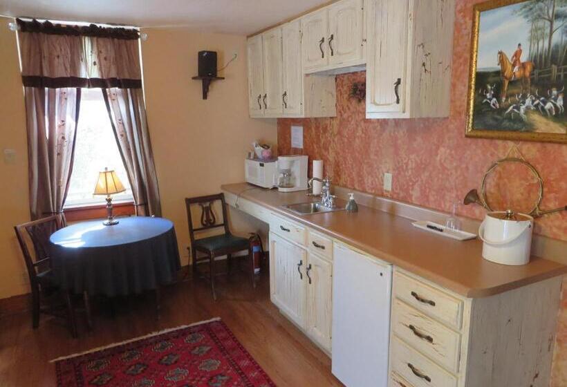 جناح سرير كينج, Market Street Inn