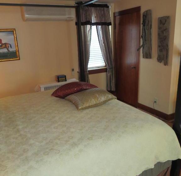 جناح سرير كينج, Market Street Inn