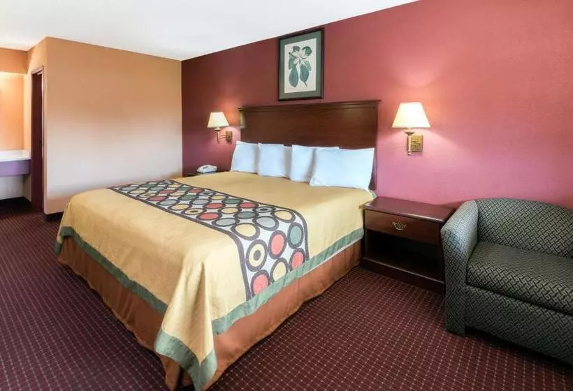 身障者適用キングサイズベッドルーム, Super 8 By Wyndham Strongsville/cleveland