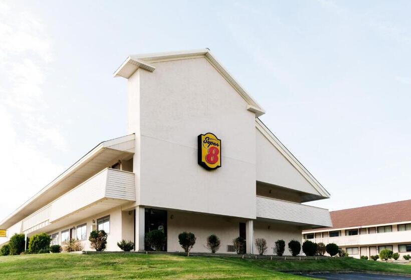带大床的标准间, Super 8 By Wyndham Strongsville/cleveland