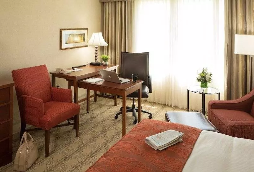 障害者適応デラックスルーム, The Inn At Virginia Tech  On Campus