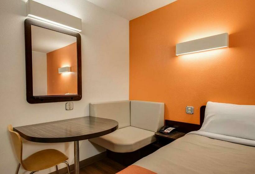 غرفة قياسية سرير كينج, Motel 6jennings, La