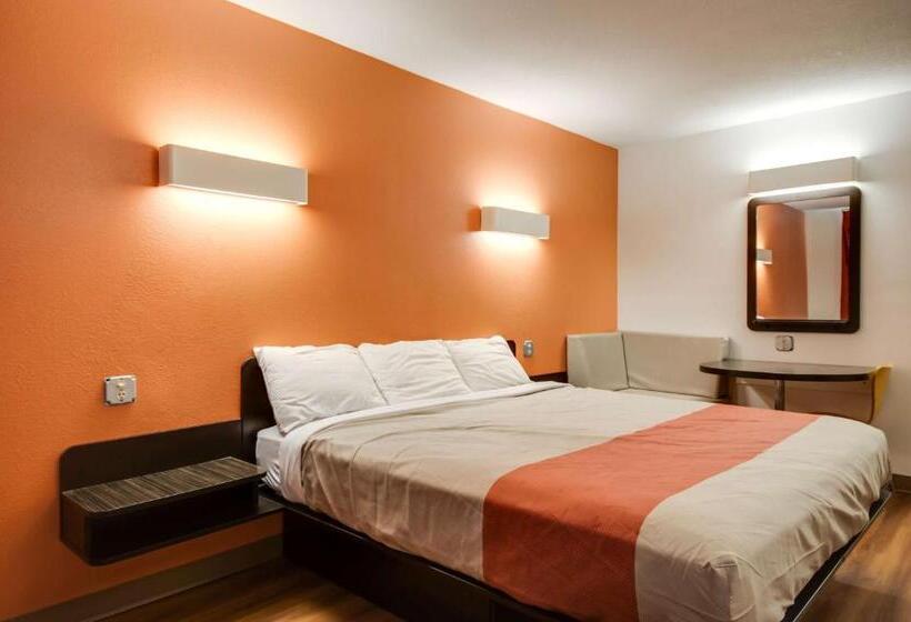 스탠다드 룸 킹사이즈 침대, Motel 6jennings, La