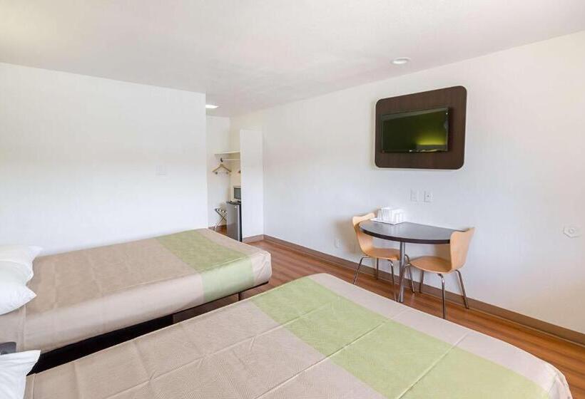 Négyágyas Standard Szoba, Motel 6el Paso, Tx  Airport  Fort Bliss