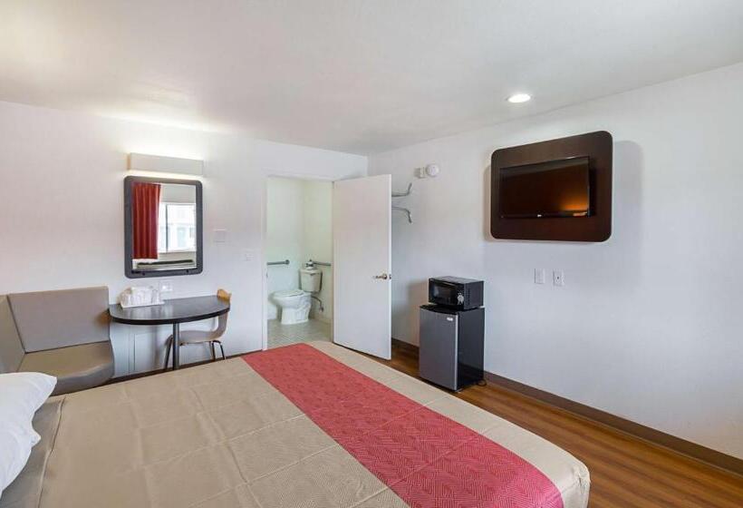 Standard Szoba King Size Bed, Motel 6el Paso, Tx  Airport  Fort Bliss