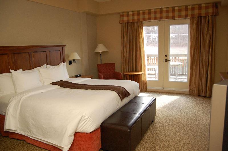 带大床的标准间, Calabogie Peaks Hotel, Ascend Hotel Collection