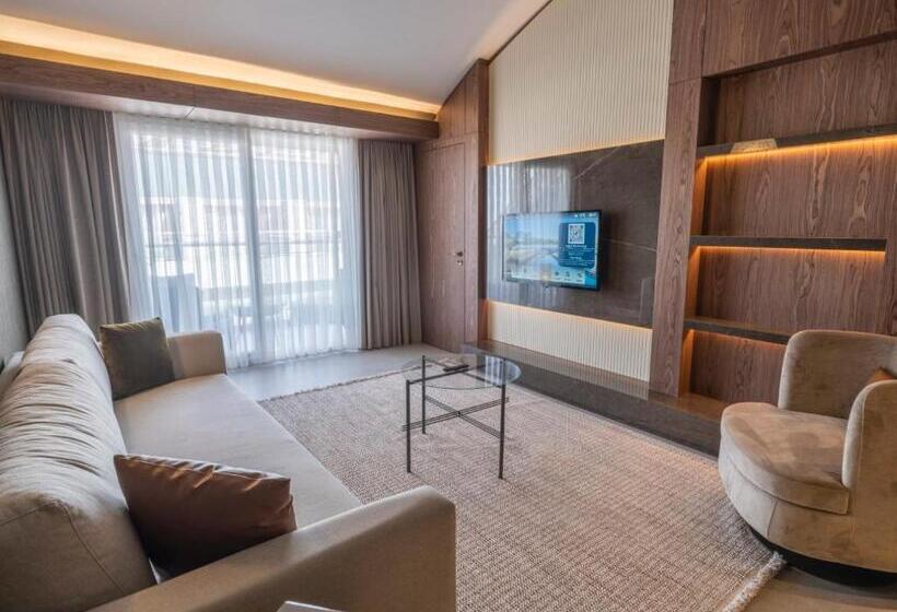 스위트 킹사이즈 침대, Adenya Hotel & Resort Halal All Inclusive