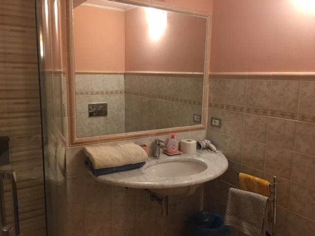 スタンダードトリプルルーム, B&b Marina