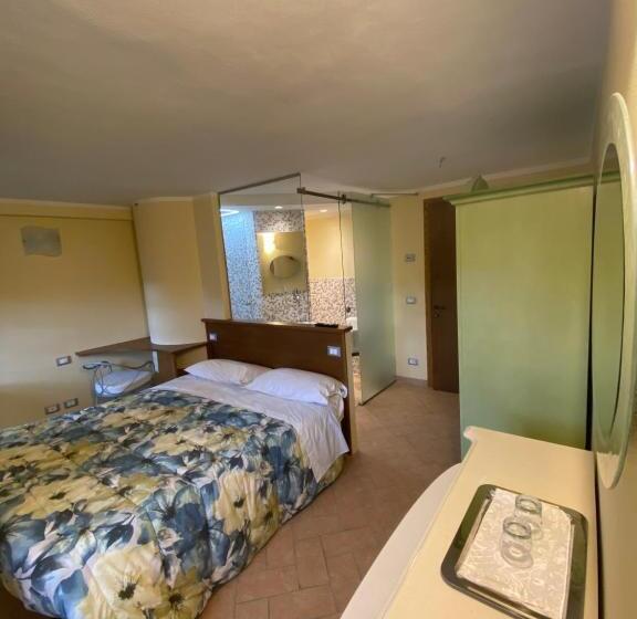 スタンダードルーム, B&b Marina