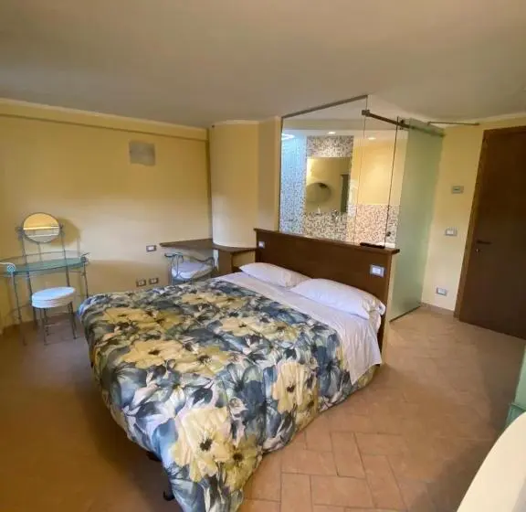 スタンダードルーム, B&b Marina