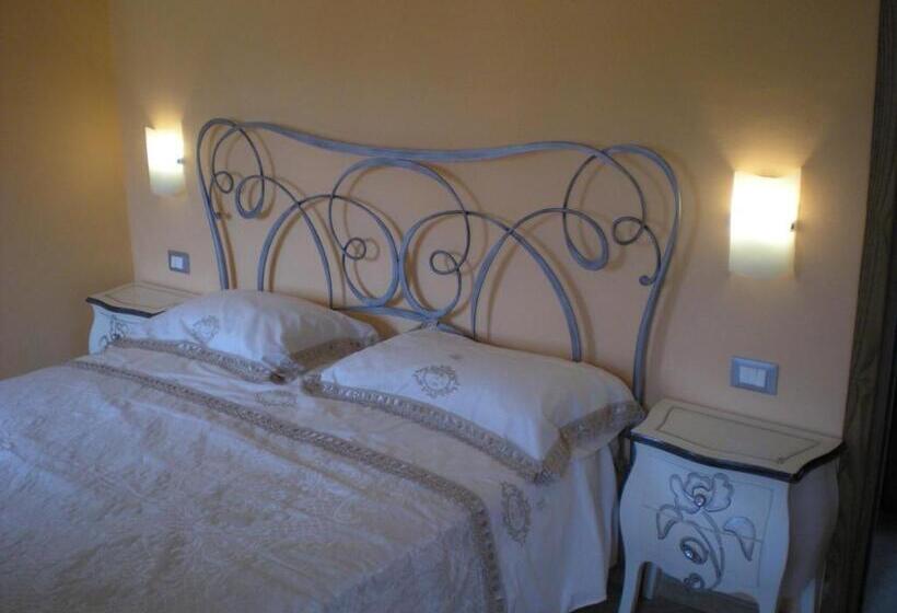 スタンダードルーム, B&b Marina