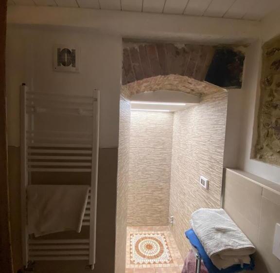 スタンダードトリプルルーム, B&b Marina