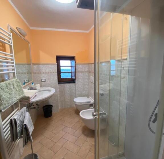 スタンダードルーム, B&b Marina