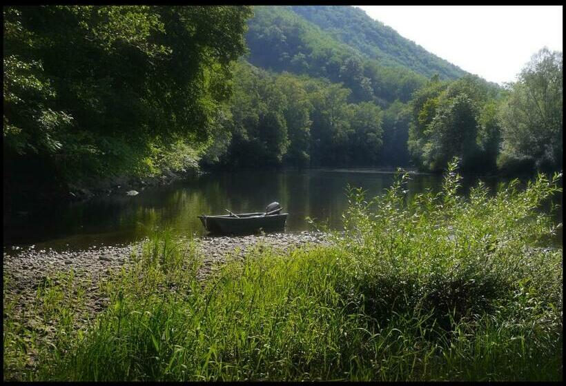 标准房带园景, Malrieu