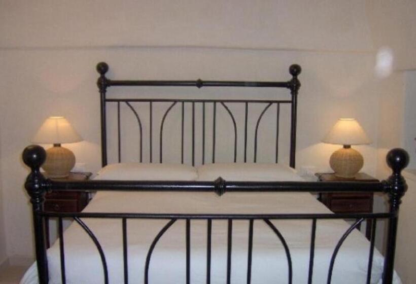 חדר סטנדרט נוף לגינה, Masseria Boezio Ostuni