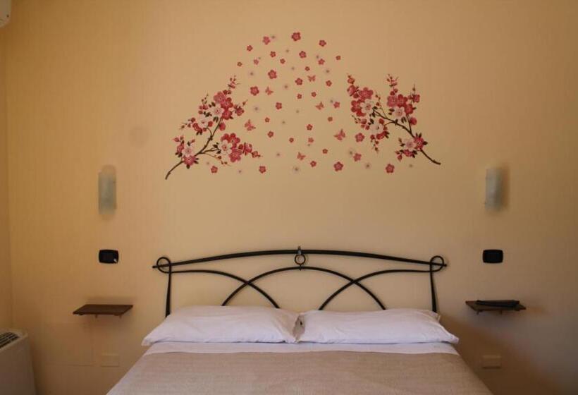 ファミリールーム, Piccola Perla Guest House