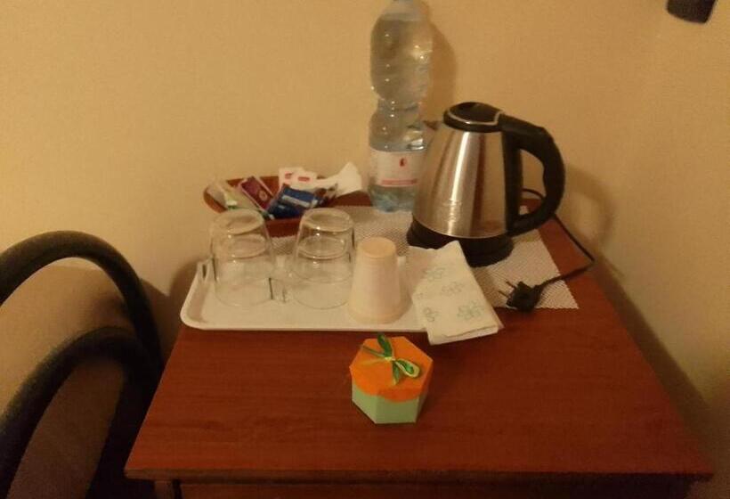 ファミリールーム, Piccola Perla Guest House