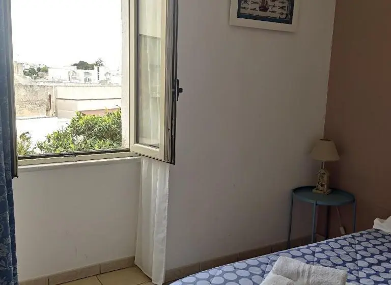 اتاق استاندارد با چشم‌انداز باغ, Mediterraneo Camere