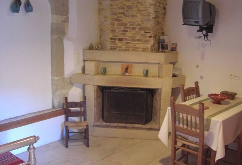 آپارتمان 1 خوابه با بالکن, Patriko Traditional Residence