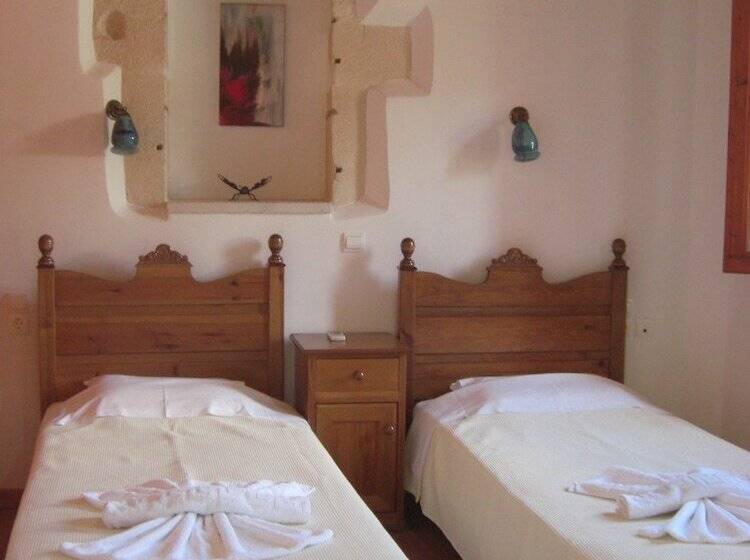 آپارتمان 1 خوابه با بالکن, Patriko Traditional Residence