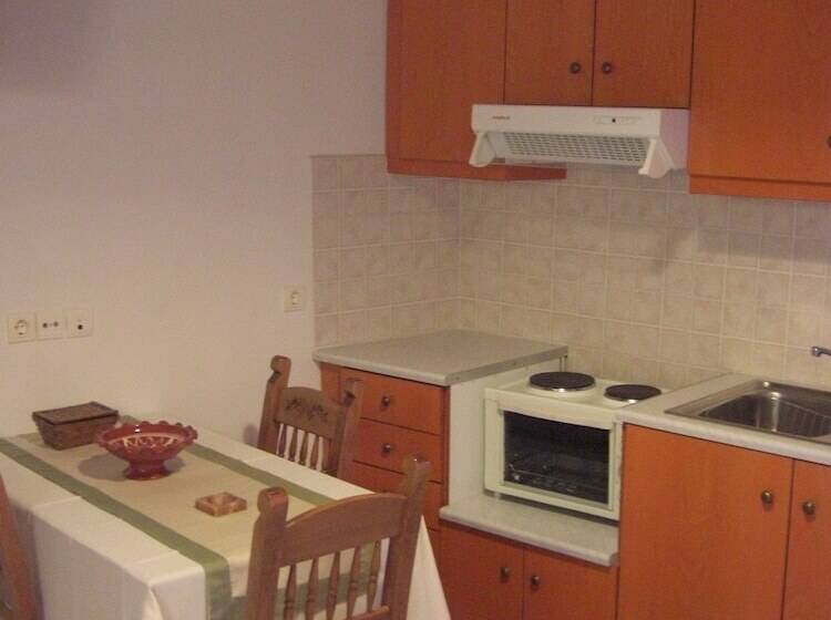 آپارتمان 1 خوابه با بالکن, Patriko Traditional Residence