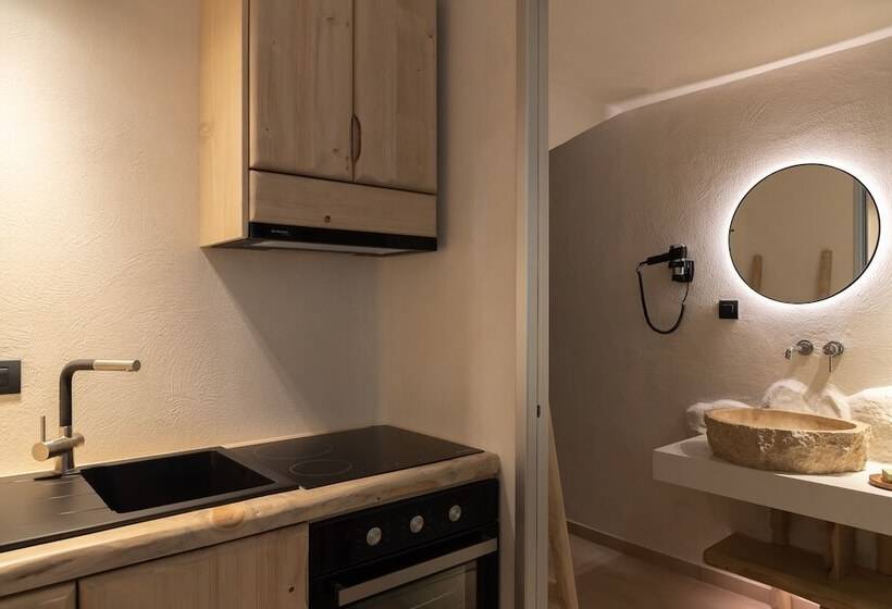 נוף לבריכה, Manili Boutique Suites & Villas