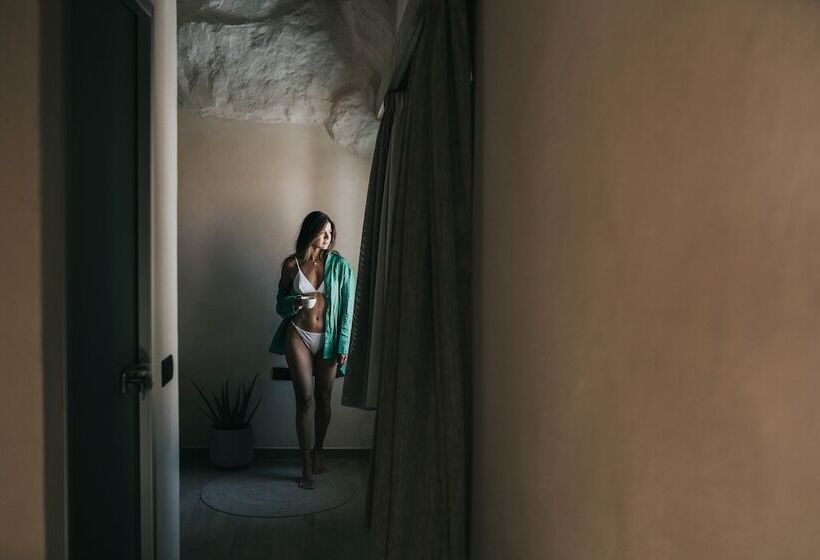 נוף לבריכה, Manili Boutique Suites & Villas