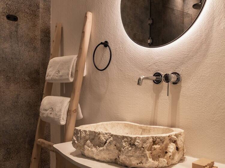 נוף לבריכה, Manili Boutique Suites & Villas