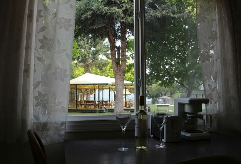 两卧家庭套房, Kokanee Beach Resort Motel