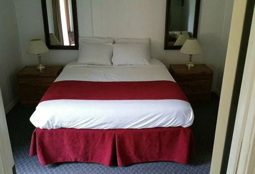 ファミリースイートの２ベッドルーム, Kokanee Beach Resort Motel