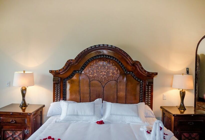 带2个卧室的标准洋房, Hacienda Cerritos