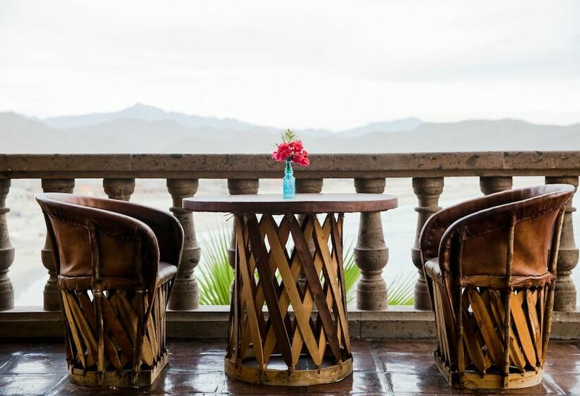 阁楼房, Hacienda Cerritos