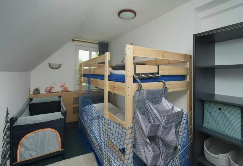 スタンダード４人部屋, Astoria Inn