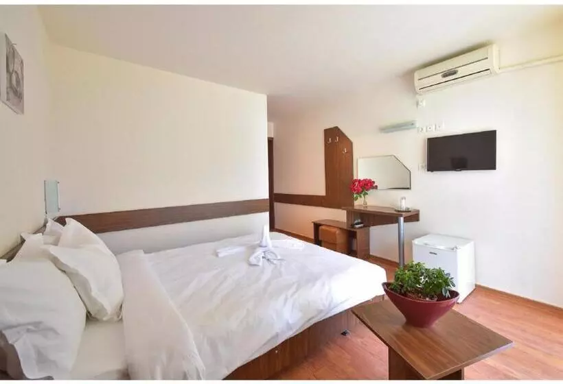 اتاق استاندارد, Complex Mediteranean Mamaia