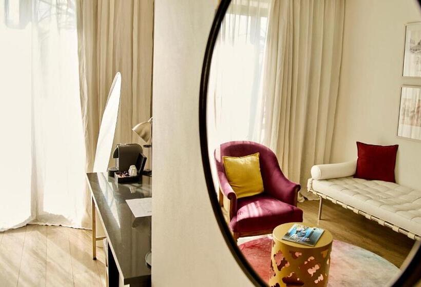 デラックスルーム, Dysart Boutique Hotel Solar Power