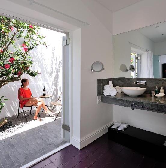 ガーデンビューデラックスルーム, Dysart Boutique Hotel Solar Power