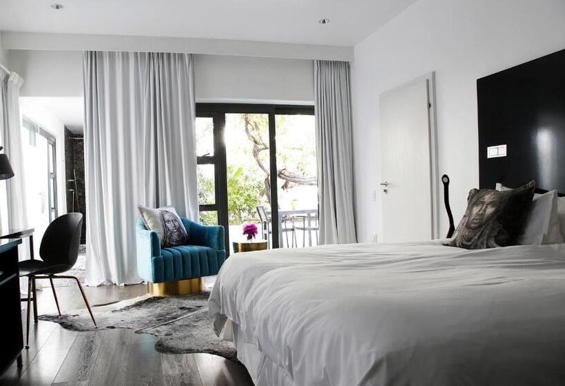 インサイドデラックスルーム, Dysart Boutique Hotel Solar Power