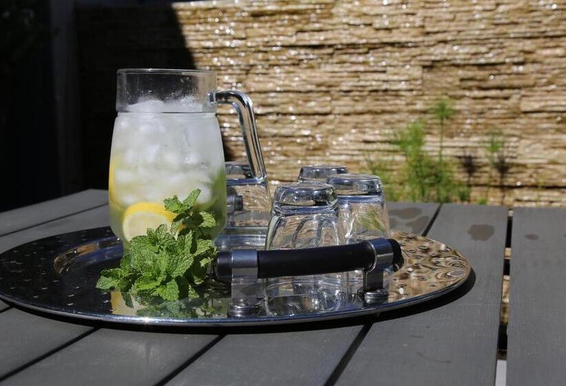 デラックスルーム, Dysart Boutique Hotel Solar Power