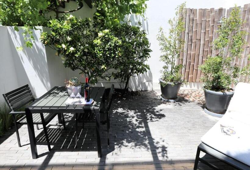 インサイドデラックスルーム, Dysart Boutique Hotel Solar Power